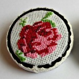 Set Martisor Zambila + Brosa cusuta manual "Flower"