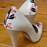 Pantofi pictati "Traditional Designs"