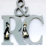 Litere initiale decor prezidiu "Lovely Penguins"